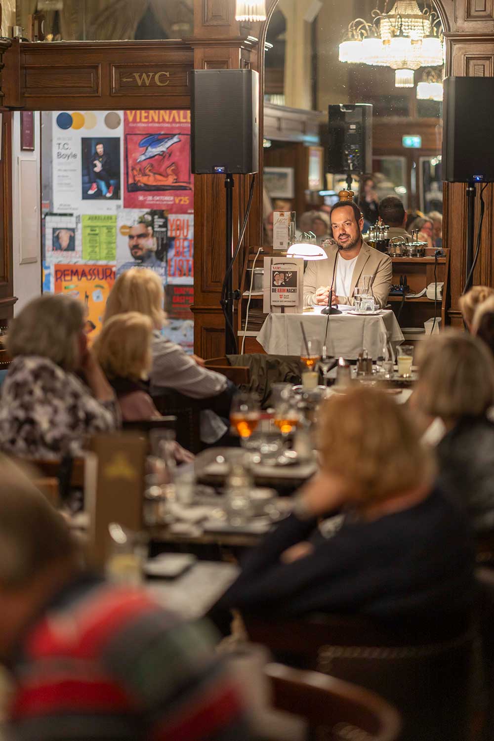 Dujmic_1010_CafeSchwarzenberg_Patrick-Budgen_027